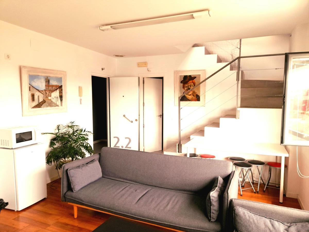 Toletum Low Cost Lofts Diafanos O 2Dormitorios Parking Municipal Gratis Al Aire Libre A 100M Toledo Exterior photo