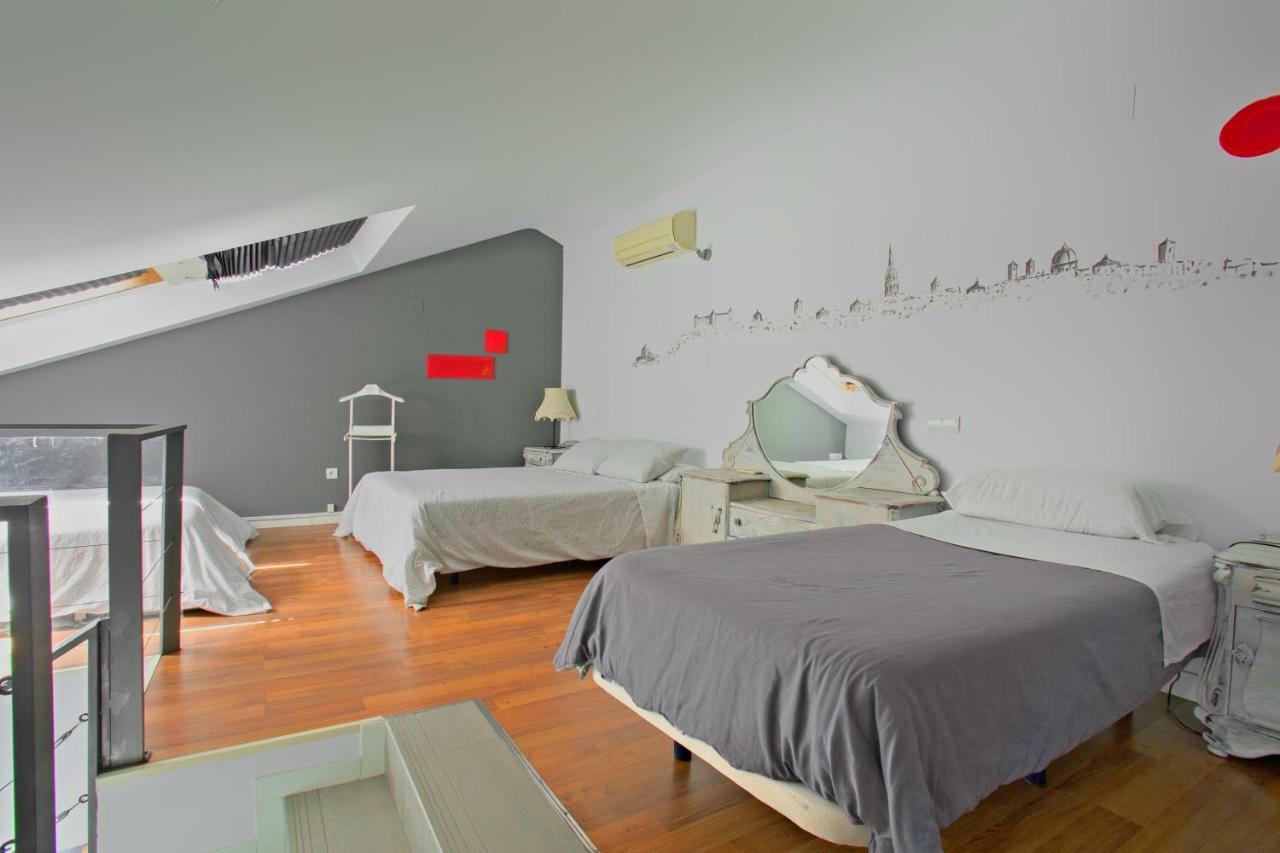Toletum Low Cost Lofts Diafanos O 2Dormitorios Parking Municipal Gratis Al Aire Libre A 100M Toledo Exterior photo