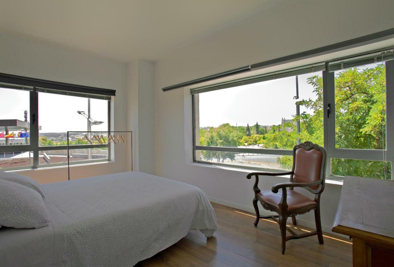 Toletum Low Cost Lofts Diafanos O 2Dormitorios Parking Municipal Gratis Al Aire Libre A 100M Toledo Exterior photo